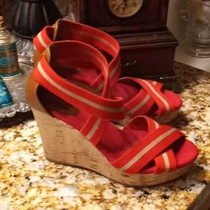🥰 strappy wedge sandal Merona 7.5